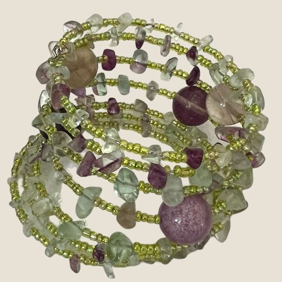 Round amethyst beaded bracelet, handmade - Picture 2 of 3